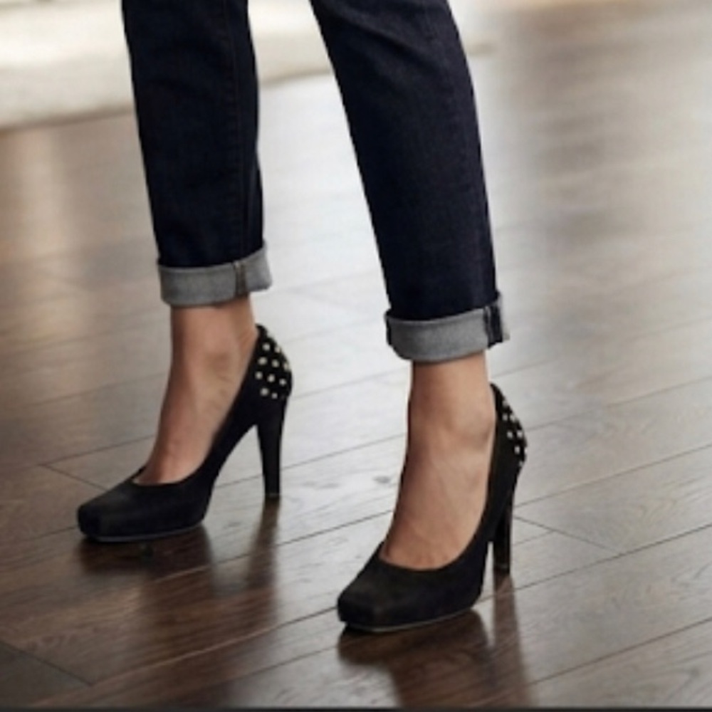 Designer Bravado Elegant Black suede Heels